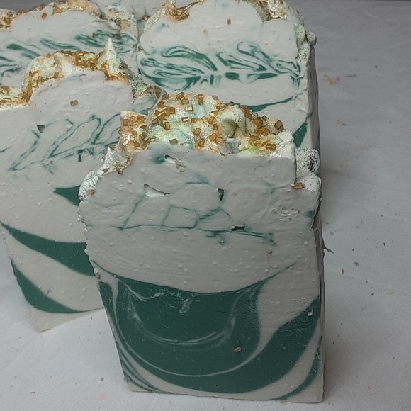 2 Rosemary scented large soap bars - Picture 2 of 15